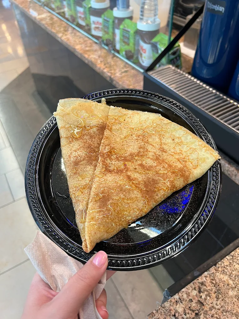 Banana Crepes with Cinnamon